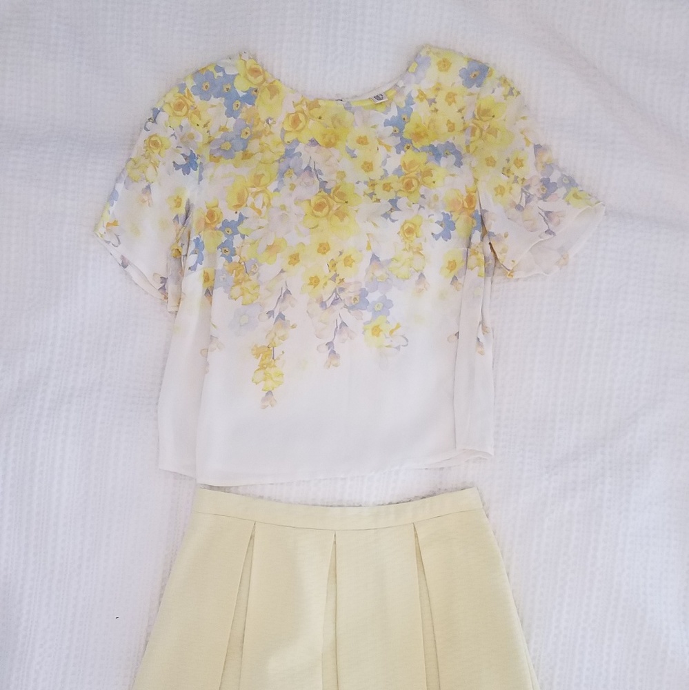 White/blue/yellow floral print blouse